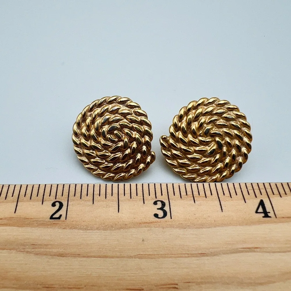 Vintage Gold Tone Rope Swirl Stud Earrings Round‎ Textured Classic Statement